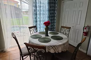 256 Sevilla Ave, Davenport, FL 33897 - Photo 6