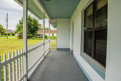 4148 Big Valley Boulevard, Kissimmee, FL 34746 - Photo 4