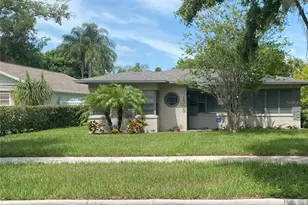 1303 Canterbury Rd, Winter Park, FL 32789 - Photo 1