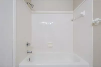 410 Laurel Cove Way, Winter Haven, FL 33884 - Photo 16