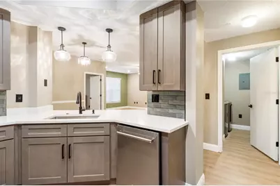 5512 Metrowest Boulevard #12-203, Orlando, FL 32811 - Photo 4