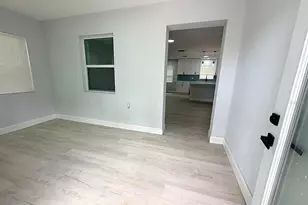 445 NW 10th Ave, Webster, FL 33597 - Photo 2