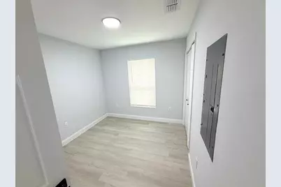 445 NW 10th Avenue, Webster, FL 33597 - Photo 12