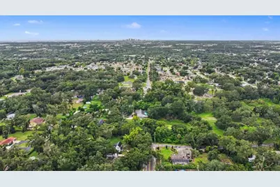 1509 W Windhorst Road, Brandon, FL 33510 - Photo 34
