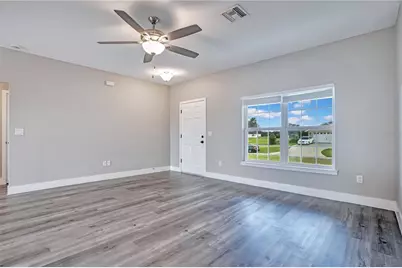 8833 Hampshire Drive, Sebring, FL 33876 - Photo 8
