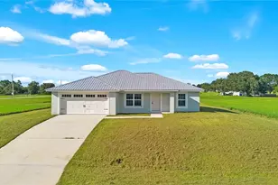 8833 Hampshire Dr, Sebring, FL 33876 - Photo 1