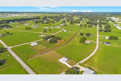 8833 Hampshire Drive, Sebring, FL 33876 - Photo 28