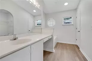 6203 Venezia Pl, Riverview, FL 33578 - Photo 16