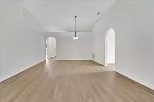 6203 Venezia Pl, Riverview, FL 33578 - Photo 6