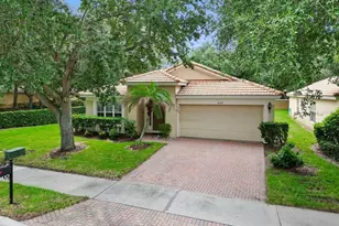 6169 Froggatt St, Orlando, FL 32835 - Photo 2
