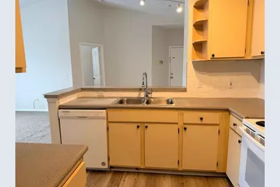 2651 Maitland Crossing Way #303, Orlando, FL 32810 - Photo 6