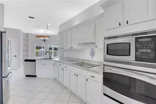 22841 Stallion Dr, Sorrento, FL 32776 - Photo 14