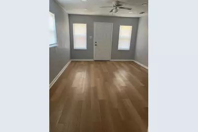 1424 N Tremain Street, Mount Dora, FL 32757 - Photo 2