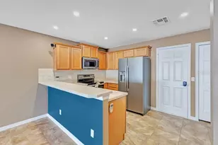 942 Coquina Rock St, Orlando, FL 32828 - Photo 16