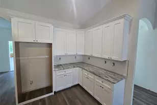 12185 SW 98th St, Dunnellon, FL 34432 - Photo 6