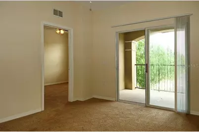 8225 Claire Ann Drive #305, Orlando, FL 32825 - Photo 4