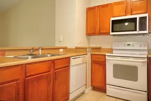 8225 Claire Ann Dr, Orlando, FL 32825 - Photo 6