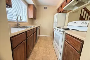 4714 Sutton Terrace, Orlando, FL 32811 - Photo 4
