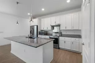 2927 Sanctuary Dr, Clermont, FL 34714 - Photo 10