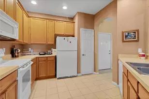 3351 Whitestone Cir, Kissimmee, FL 34741 - Photo 8