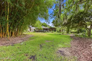 7932 Breezy Point Rd W, Melrose, FL 32666 - Photo 62