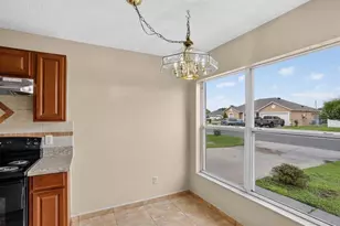 145 Dorchester Ct, Kissimmee, FL 34758 - Photo 10