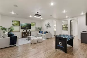 1910 Cloverlawn Ave, Orlando, FL 32806 - Photo 14