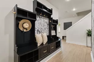 1910 Cloverlawn Ave, Orlando, FL 32806 - Photo 24