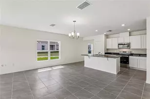 679 Meadows Edge Pl, Lake Wales, FL 33859 - Photo 6