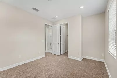 5150 San Martino Drive, Wesley Chapel, FL 33543 - Photo 8