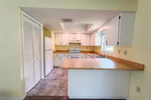 3664 SW Ivy Pl, Dunnellon, FL 34431 - Photo 6