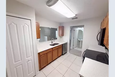 37557 Daliha Terrace, Zephyrhills, FL 33542 - Photo 10