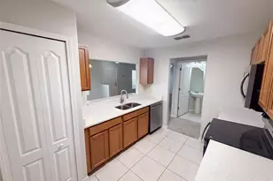 37557 Daliha Terrace, Zephyrhills, FL 33542 - Photo 10