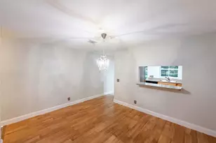 112 Coquina Bay Drive, Saint Petersburg, FL 33705 - Photo 12