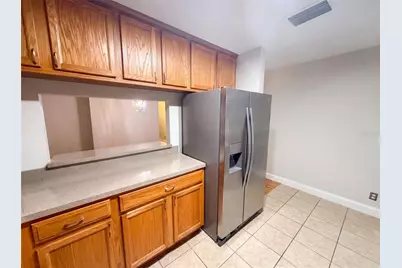112 Coquina Bay Drive, Saint Petersburg, FL 33705 - Photo 10