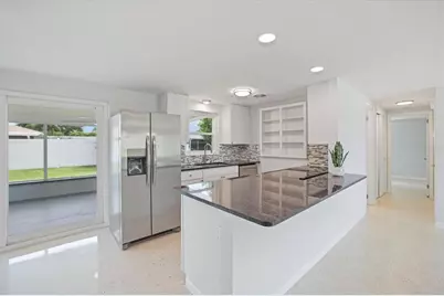 3485 Roslyn Road, Venice, FL 34293 - Photo 4