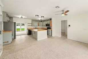 766 41st Ave NE, Saint Petersburg, FL 33703 - Photo 8