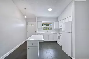 156 Lake Dr, Orlando, FL 32835 - Photo 8