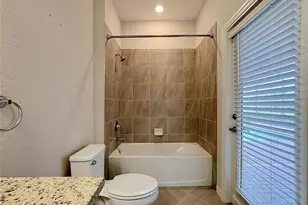 10185 Colubrina Dr, Venice, FL 34293 - Photo 28