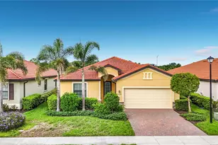 10185 Colubrina Dr, Venice, FL 34293 - Photo 1