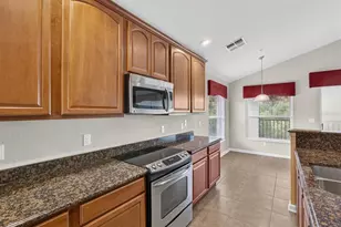 1218 Bella Cara Ct, Davenport, FL 33896 - Photo 8
