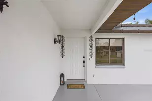1025 Park Ave, Tavares, FL 32778 - Photo 4