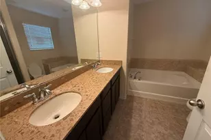 9460 Strongbark Ln, Orlando, FL 32832 - Photo 8