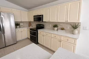 244 Windsor Pl, Davenport, FL 33896 - Photo 6