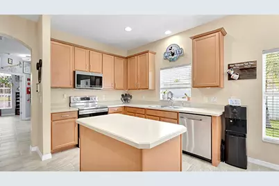 3605 Daydream Place, Saint Cloud, FL 34772 - Photo 8