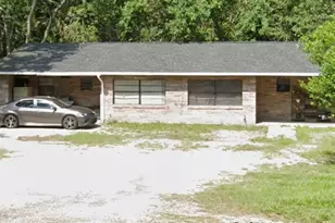 2558 N County Rd, Lake Panasoffkee, FL 33538 - Photo 1