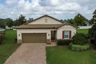 203 Sangmon Ct, Groveland, FL 34736 - Photo 4