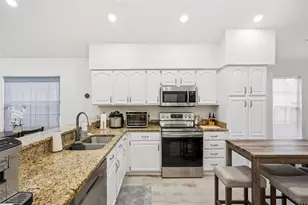 11272 Papyrus Ln, Orlando, FL 32821 - Photo 14