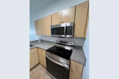 1205 S Beach Circle, Kissimmee, FL 34746 - Photo 12