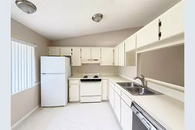 9911 Burl Way, Orlando, FL 32817 - Photo 4